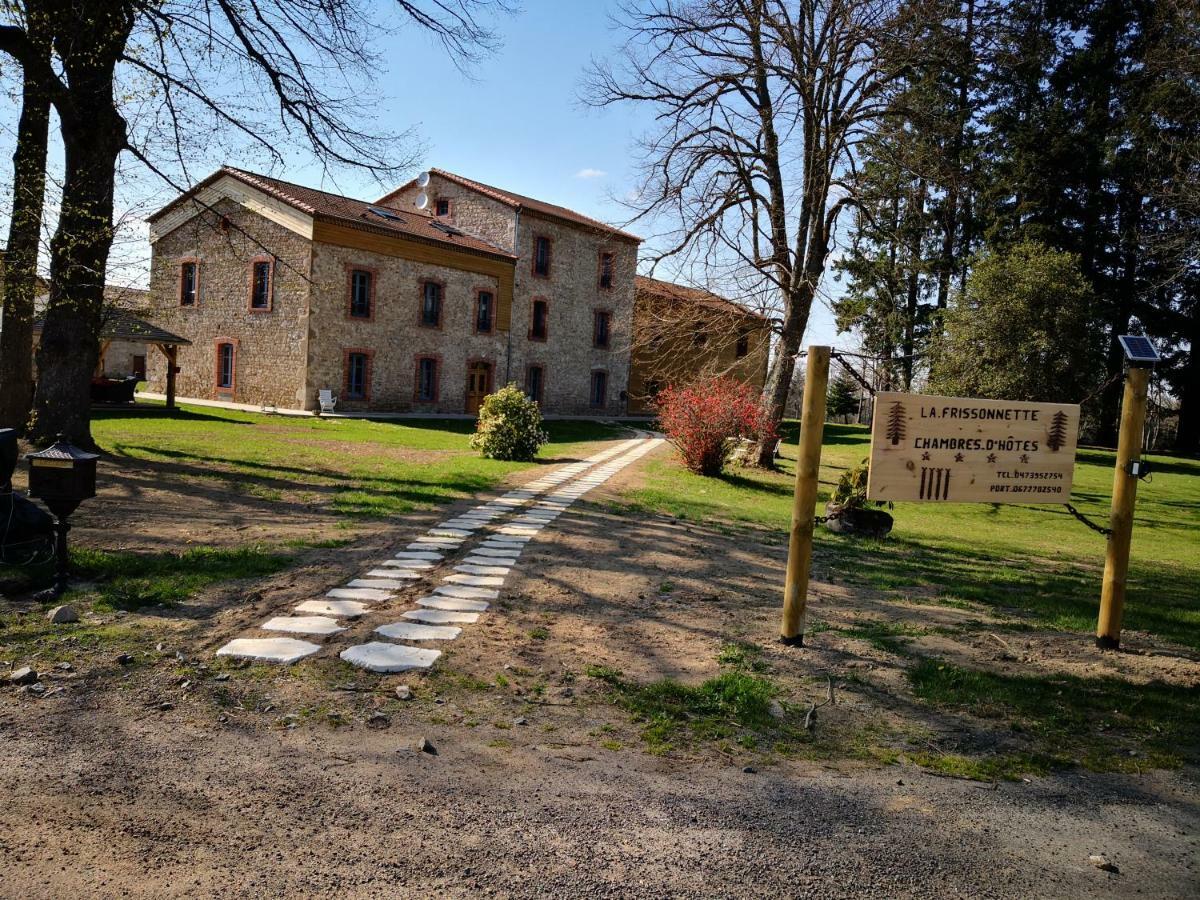 Les Chambres D'Hotes De La Frissonnette Auzelles Esterno foto